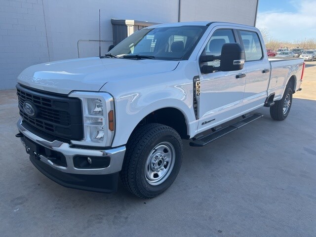 2025 Ford F-350 XL photo 3