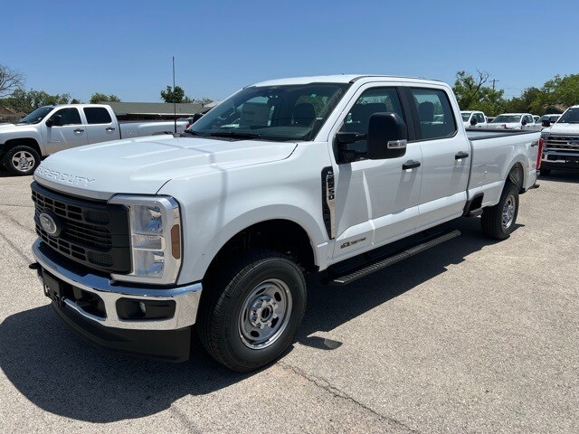 2025 Ford F-250 XL photo 3