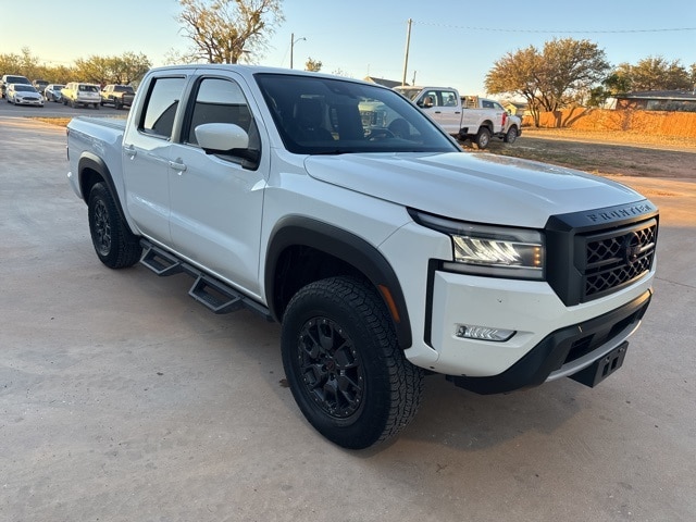 2023 Nissan Frontier PRO-4X's photo