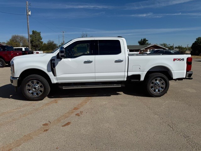 2026 Ford F-250 Lariat photo 4