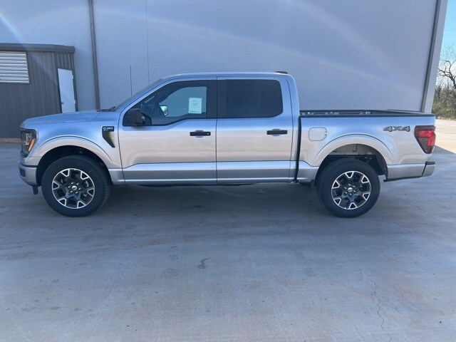2025 Ford F-150 STX photo 4
