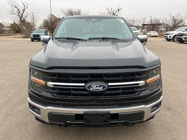 2025 Ford F-150 XLT photo 2