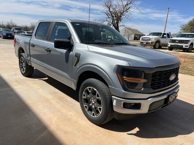 2025 Ford F-150 STX's photo