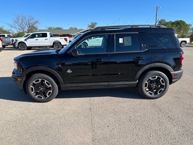 2024 Ford Bronco Sport Outer Banks photo 4