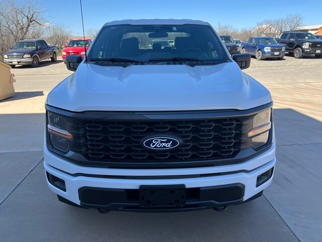 2025 Ford F-150 STX photo 2