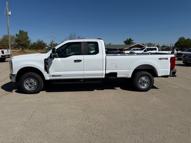 2026 Ford F-250 XL photo 4