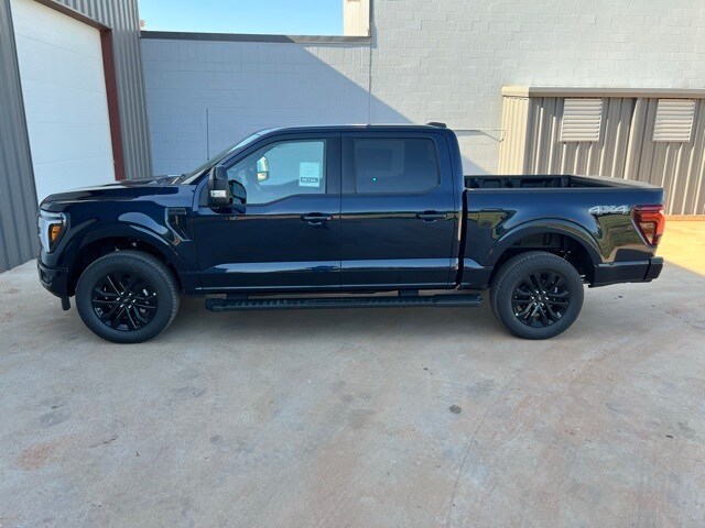 2025 Ford F-150 Lariat photo 4
