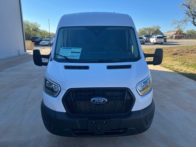 2024 Ford Transit photo 2