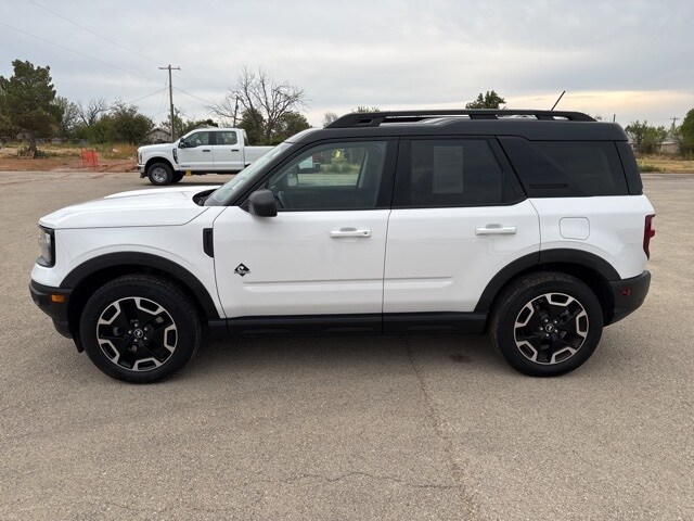 2022 Ford Bronco Sport Outer Banks photo 3