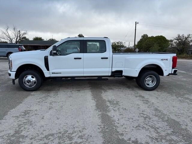 2026 Ford F-350 XL photo 4