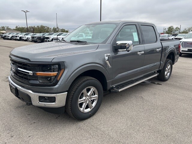 2024 Ford F-150 XLT photo 3