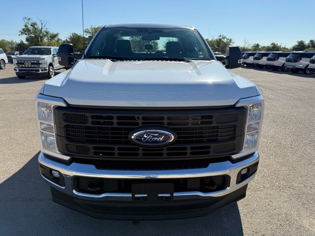 2026 Ford F-350 XL photo 2