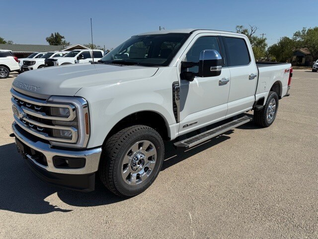 2026 Ford F-250 Lariat photo 3