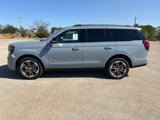 2025 Ford Expedition King Ranch photo 4