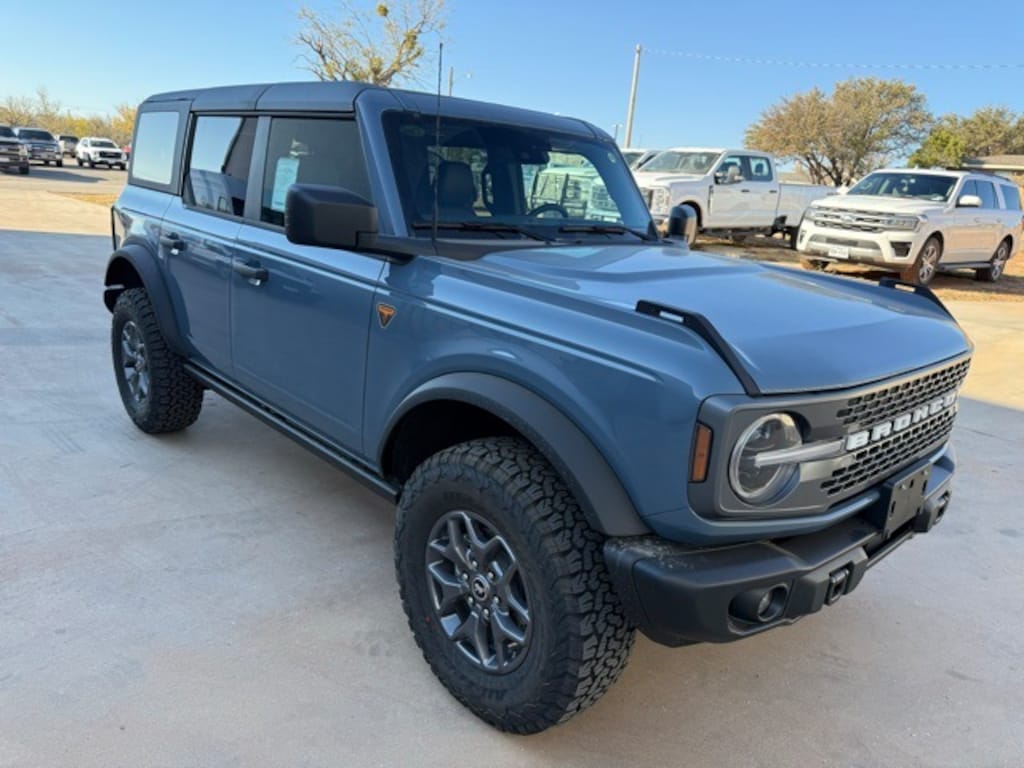 New 2025 Ford Bronco Badlands SUV