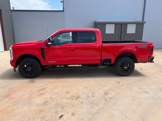 2025 Ford F-250 Lariat photo 4
