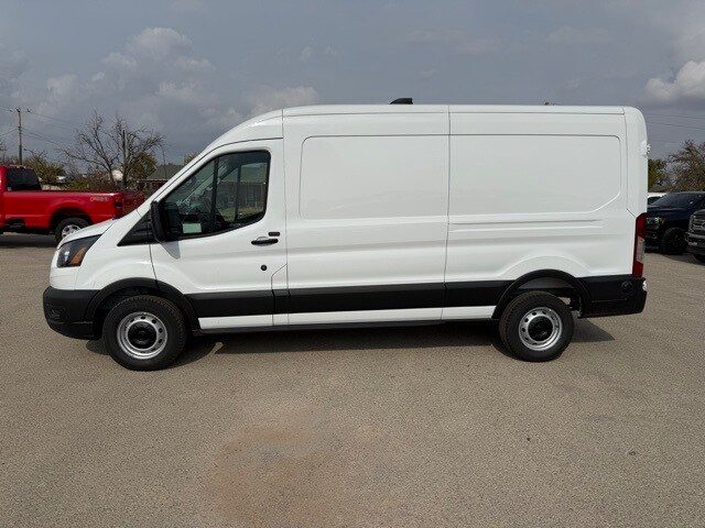 2026 Ford Transit photo 4