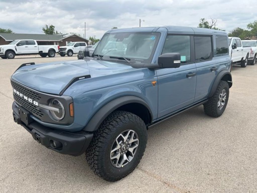 New 2025 Ford Bronco Badlands SUV
