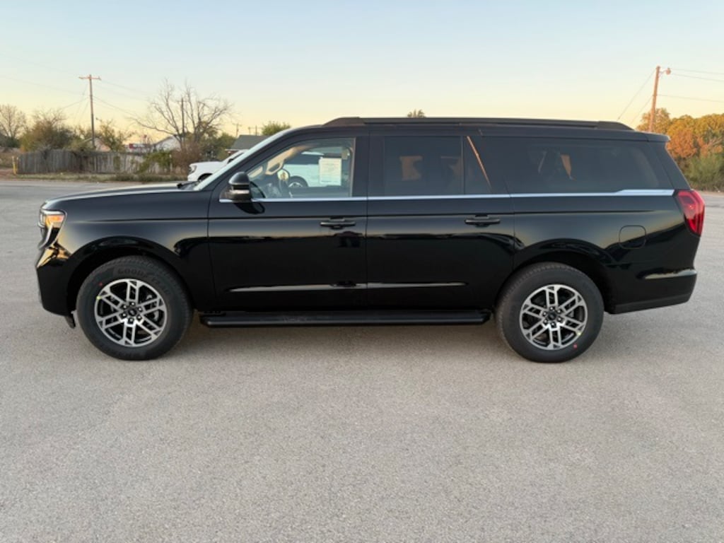 New 2025 Ford Expedition Max Active SUV