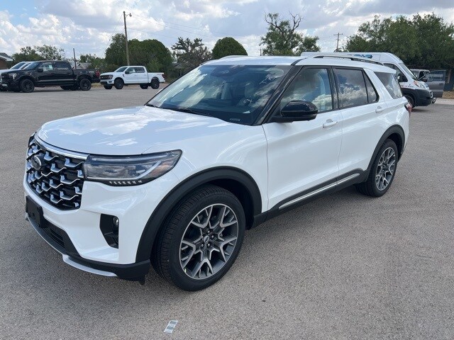 2025 Ford Explorer Platinum photo 3