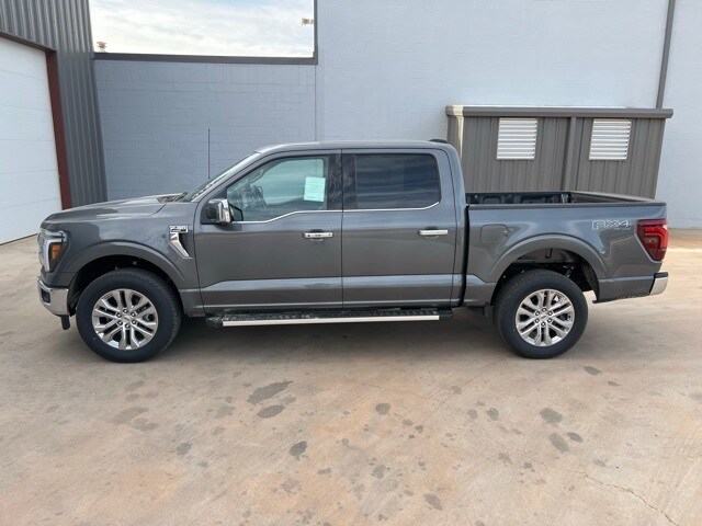 2025 Ford F-150 Lariat photo 4