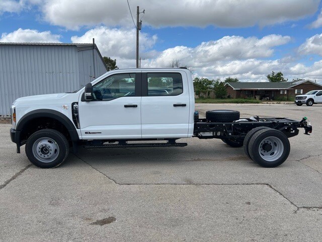 2025 Ford F-550 XL photo 4