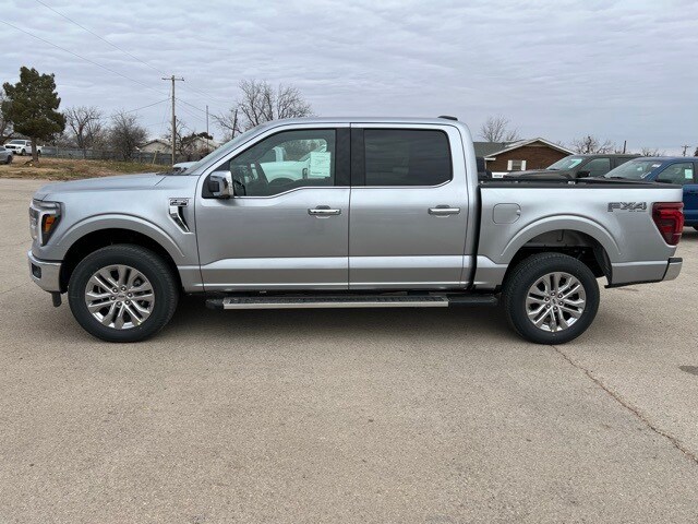 2025 Ford F-150 Lariat photo 4