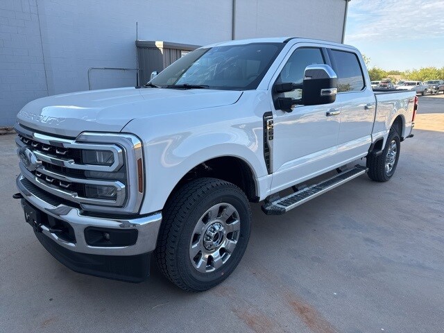 2026 Ford F-250 Lariat photo 3