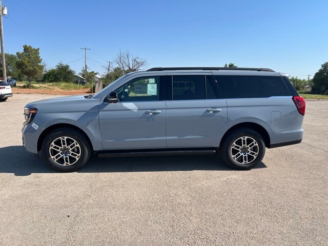 2025 Ford Expedition MAX photo 4