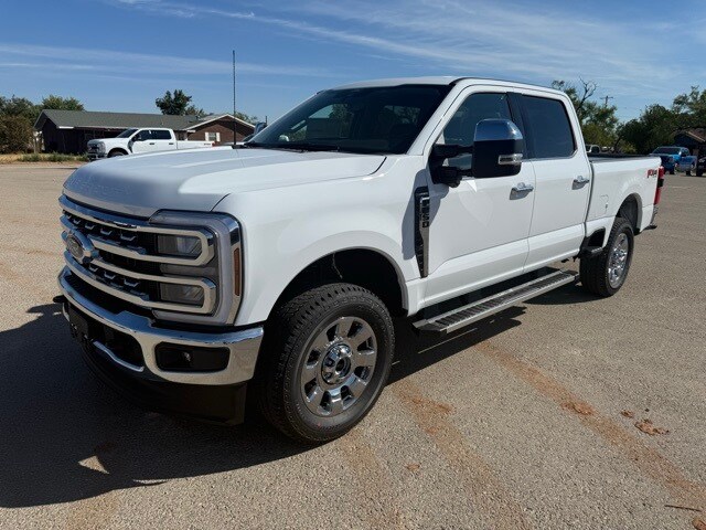 2026 Ford F-250 Lariat photo 3