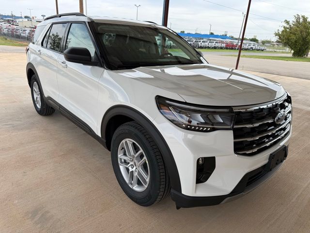 2026 Ford Explorer's photo