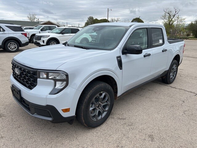 2025 Ford Maverick XLT photo 3