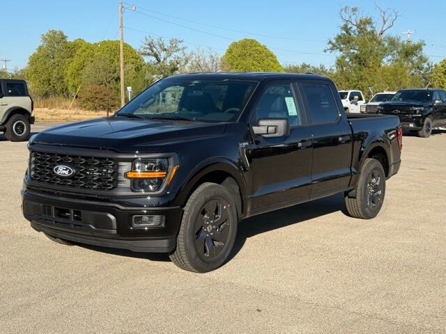 2025 Ford F-150 STX photo 3