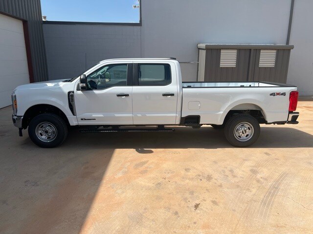 2025 Ford F-250 XL photo 4