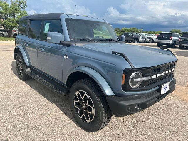 2025 Ford Bronco Outer Banks 4x4's photo