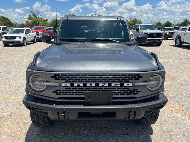 2025 Ford Bronco Badlands photo 2