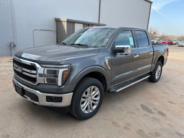 2025 Ford F-150 Lariat photo 3