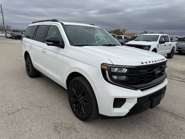 2025 Ford Expedition Platinum's photo