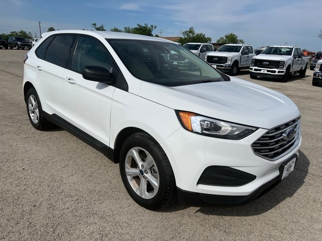 2022 Ford Edge SE
