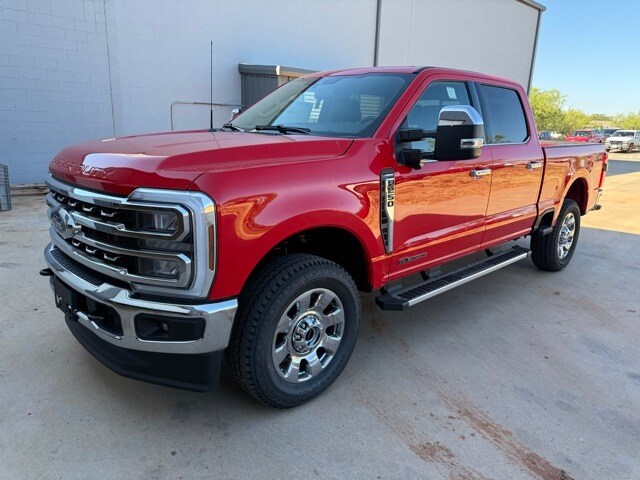 2026 Ford F-250 Lariat photo 3