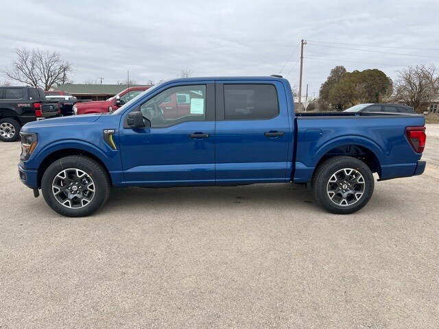 2025 Ford F-150 STX photo 4