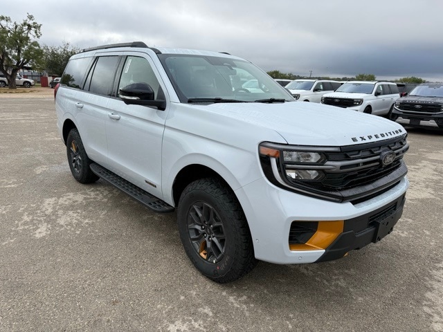 2025 Ford Expedition Tremor's photo