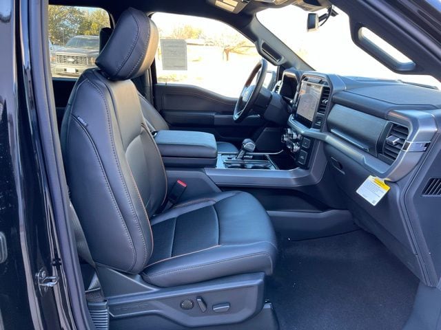 2025 Ford F-150 Lariat - Photo 11