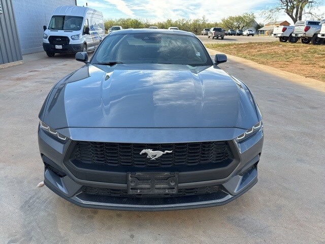 2024 Ford Mustang EcoBoost photo 2