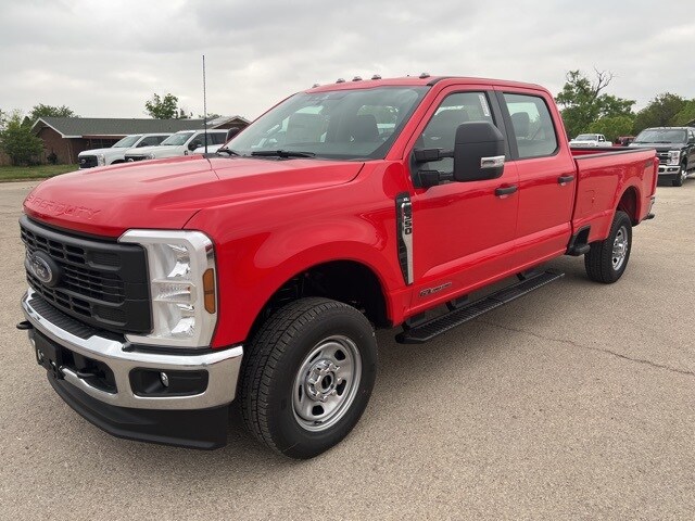 2025 Ford F-350 XL photo 3