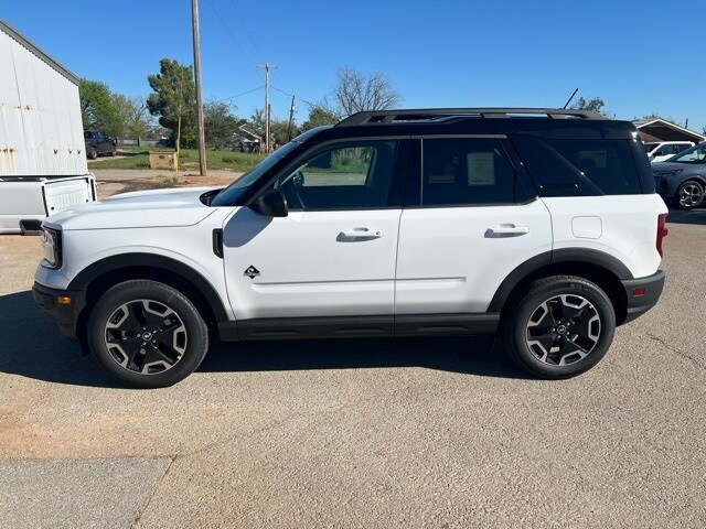 2024 Ford Bronco Sport Outer Banks photo 4