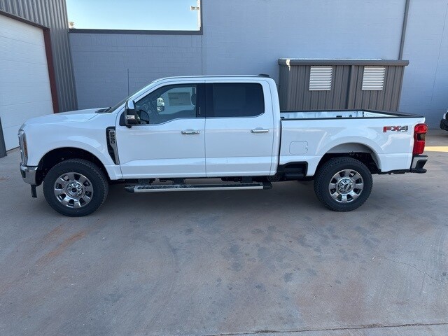 2026 Ford F-250 Lariat photo 4