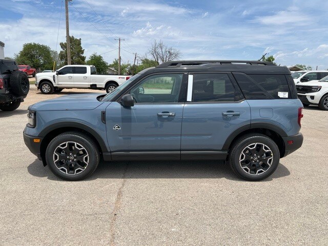 2025 Ford Bronco Sport Outer Banks photo 4