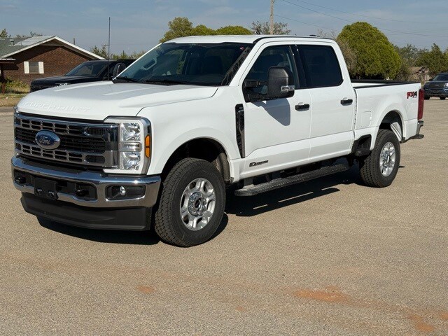 2026 Ford F-250 XLT photo 3