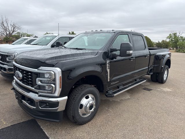 2026 Ford F-350 Lariat 4x4 Crew Cab 8' Box DRW's photo